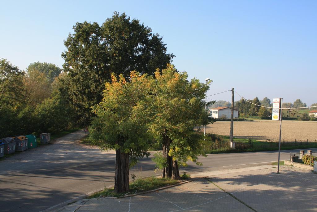 Locanda Al Cavaliere Молинелла Экстерьер фото